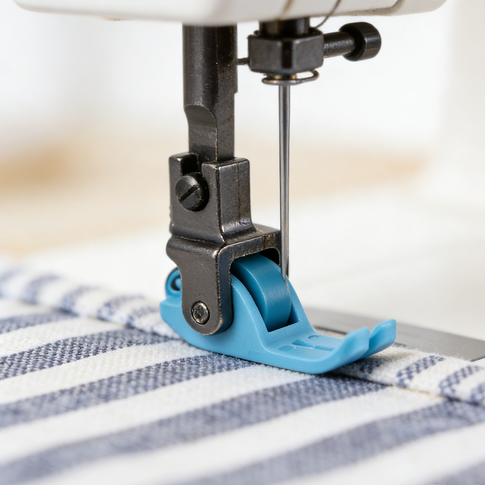 5 قطع من أقدام الضغط الحديدية  - مراجعة Sewing Hemming وسعره