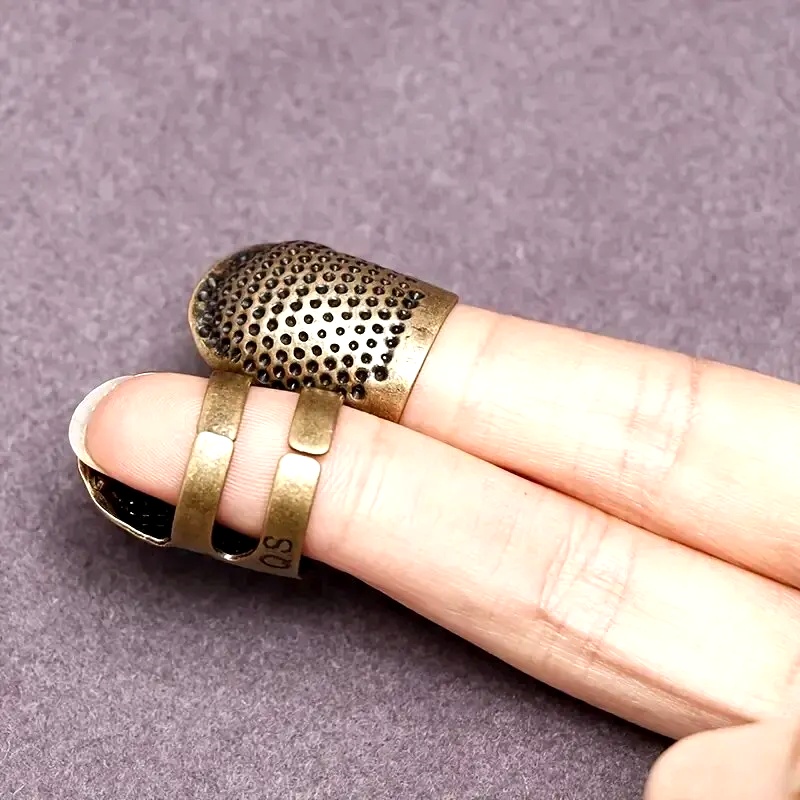 خاتم خياطة قابل للتعديل بتصميم - مراجعة Sewing Thimble Metal وسعره